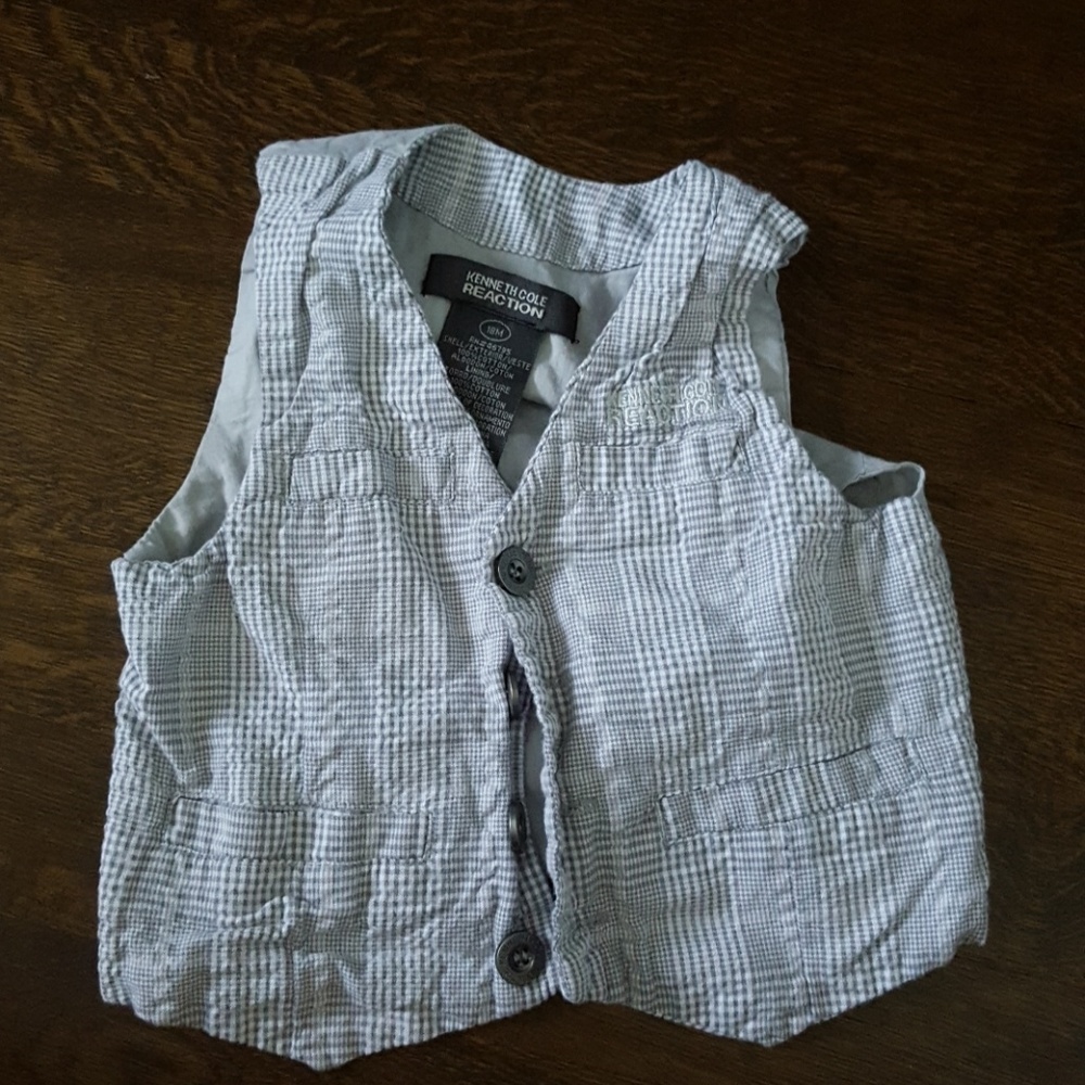 🛍 5 for $25🛍Kenneth Cole Reaction Vest - 18M